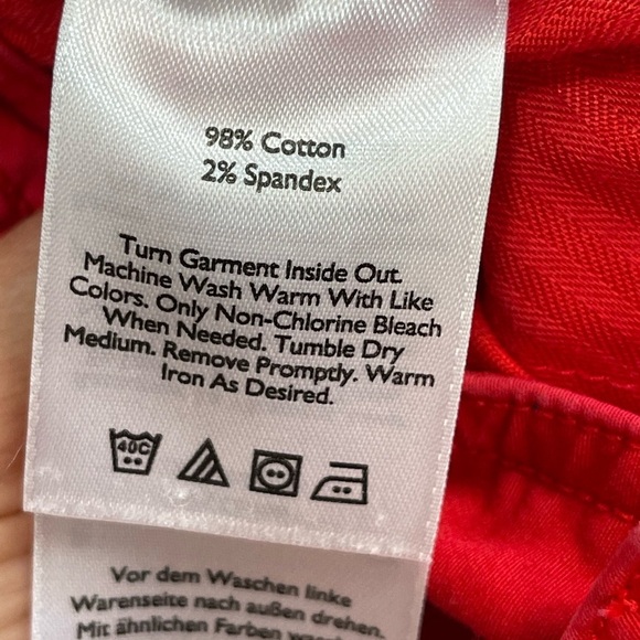 Eddie Bauer red high rise cotton stretch casual shorts. Women’s size 8 - Picture 11 of 16